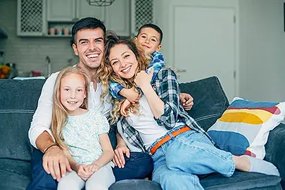 VON POLL IMMOBILIEN Oberer Zürichsee - Negozio Blog Hero Image - Broker commissioning